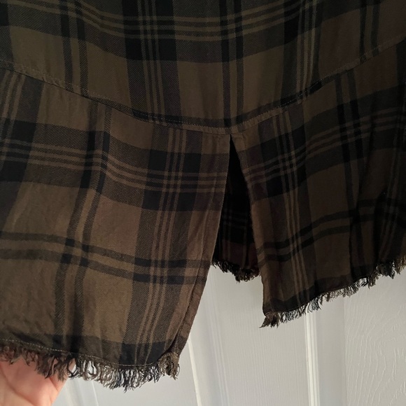 Cloth & Stone Green Plaid Button Down Size: M - Picture 7 of 8